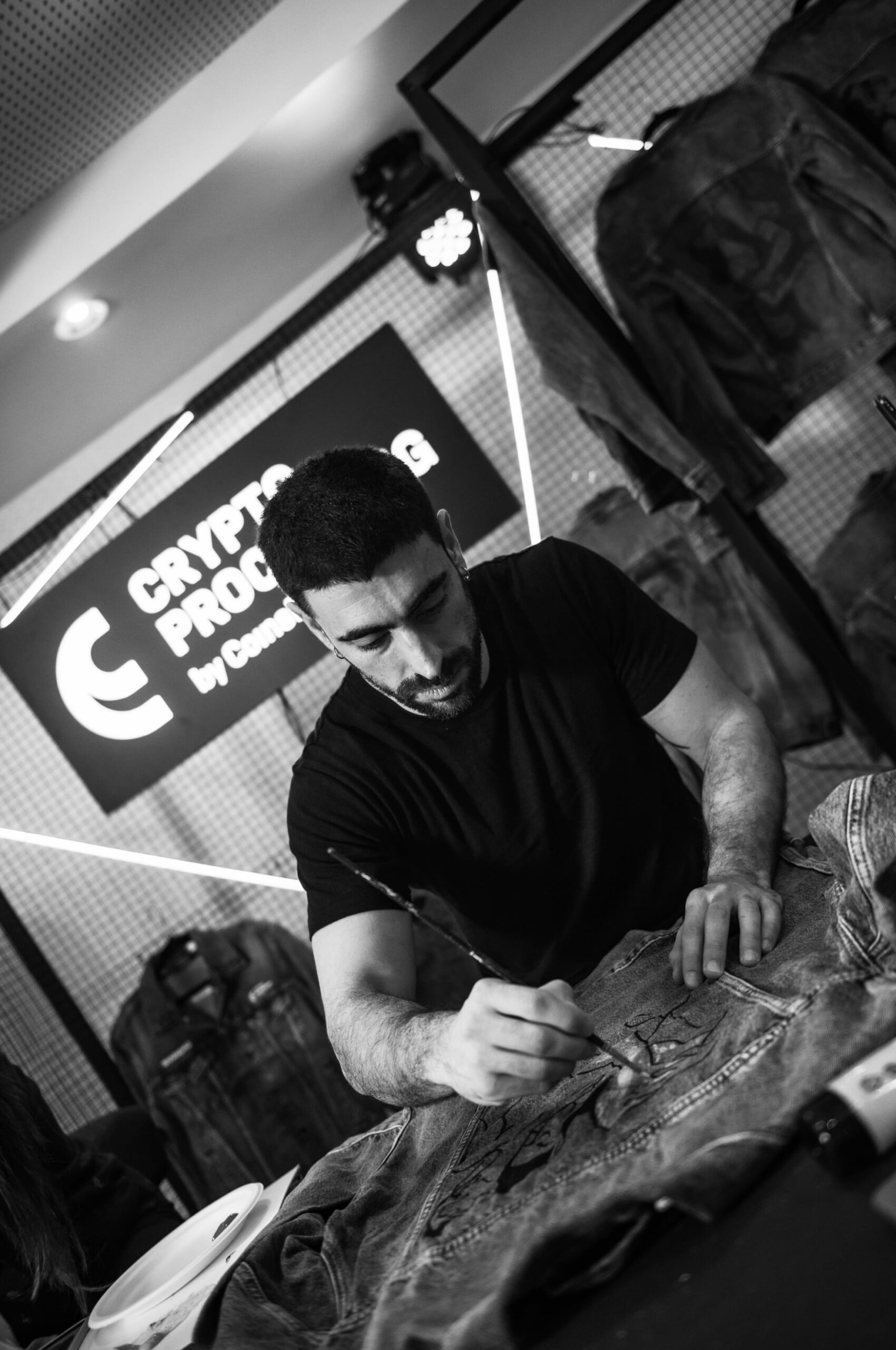 Event giveaways live painting