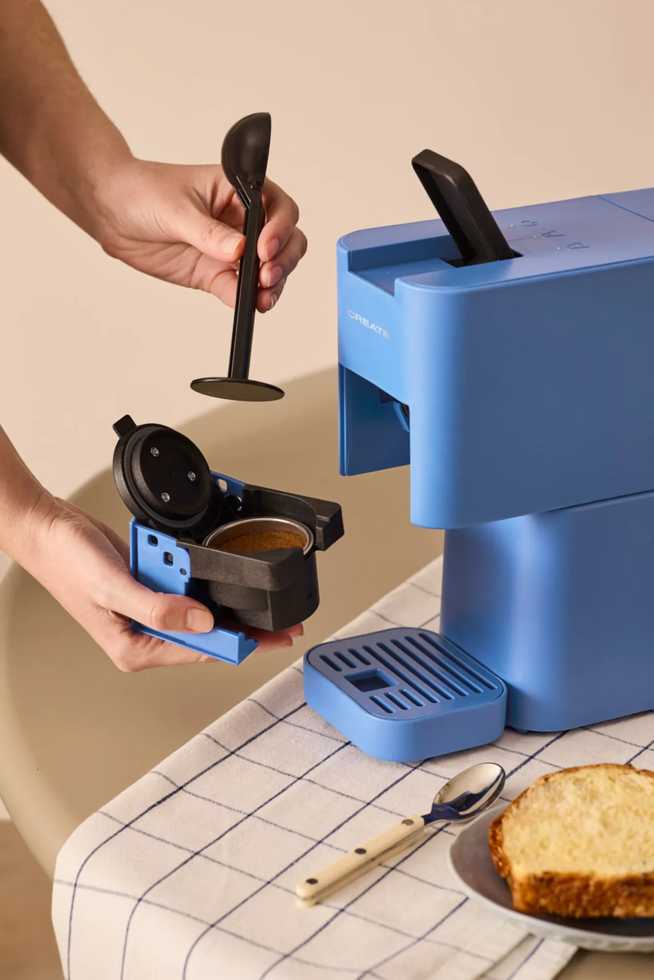 Thera Studio Multi-Capsule Coffee Machine position: 4