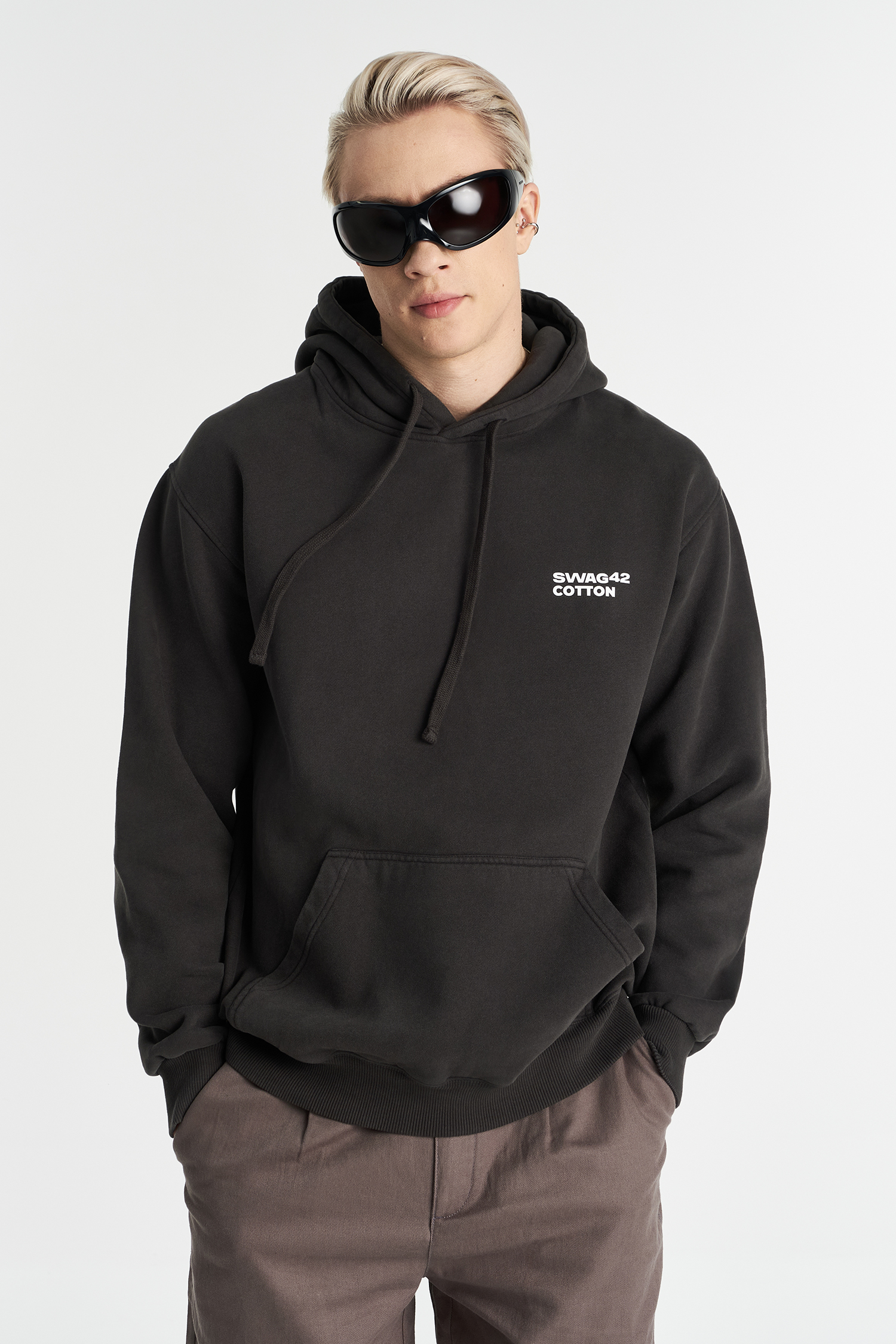 Organic cotton brushed Hoodie with Carbon Finish position: 0