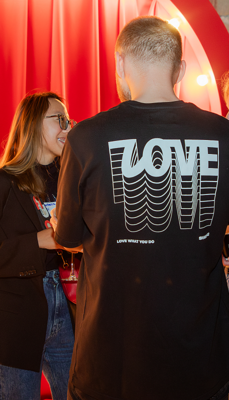 Company high-quality t-shirts
