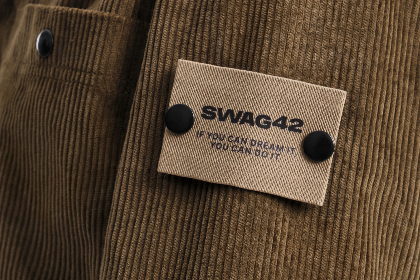 25 best corporate fall gifts for 2026