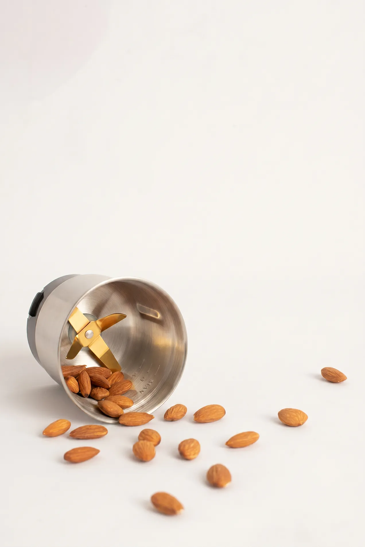 Mill Pro Coffee & Food Grinder position: 4
