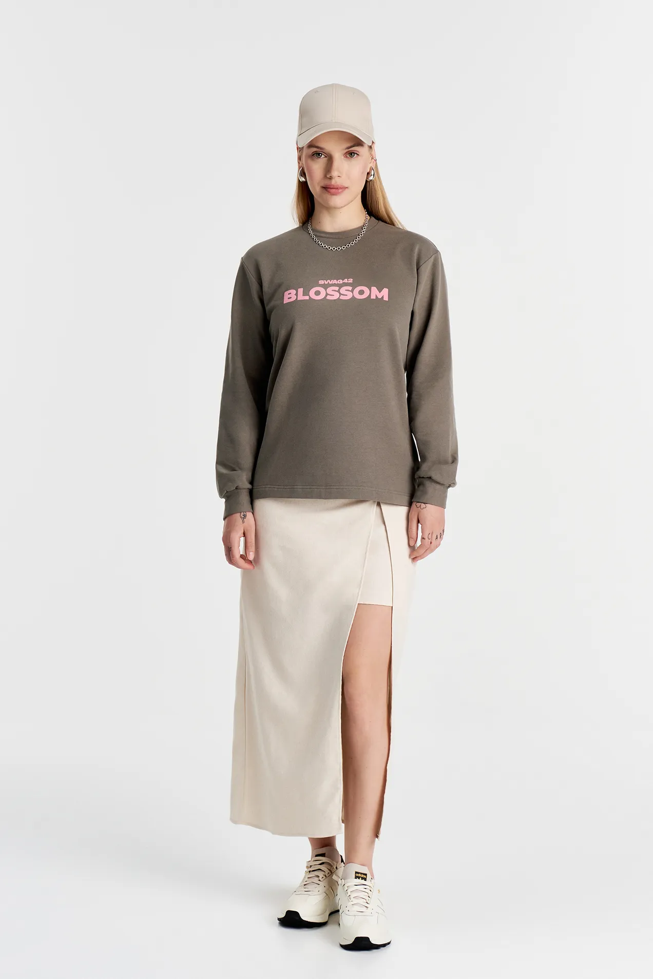 branded Soft-touch ultra light longsleeve