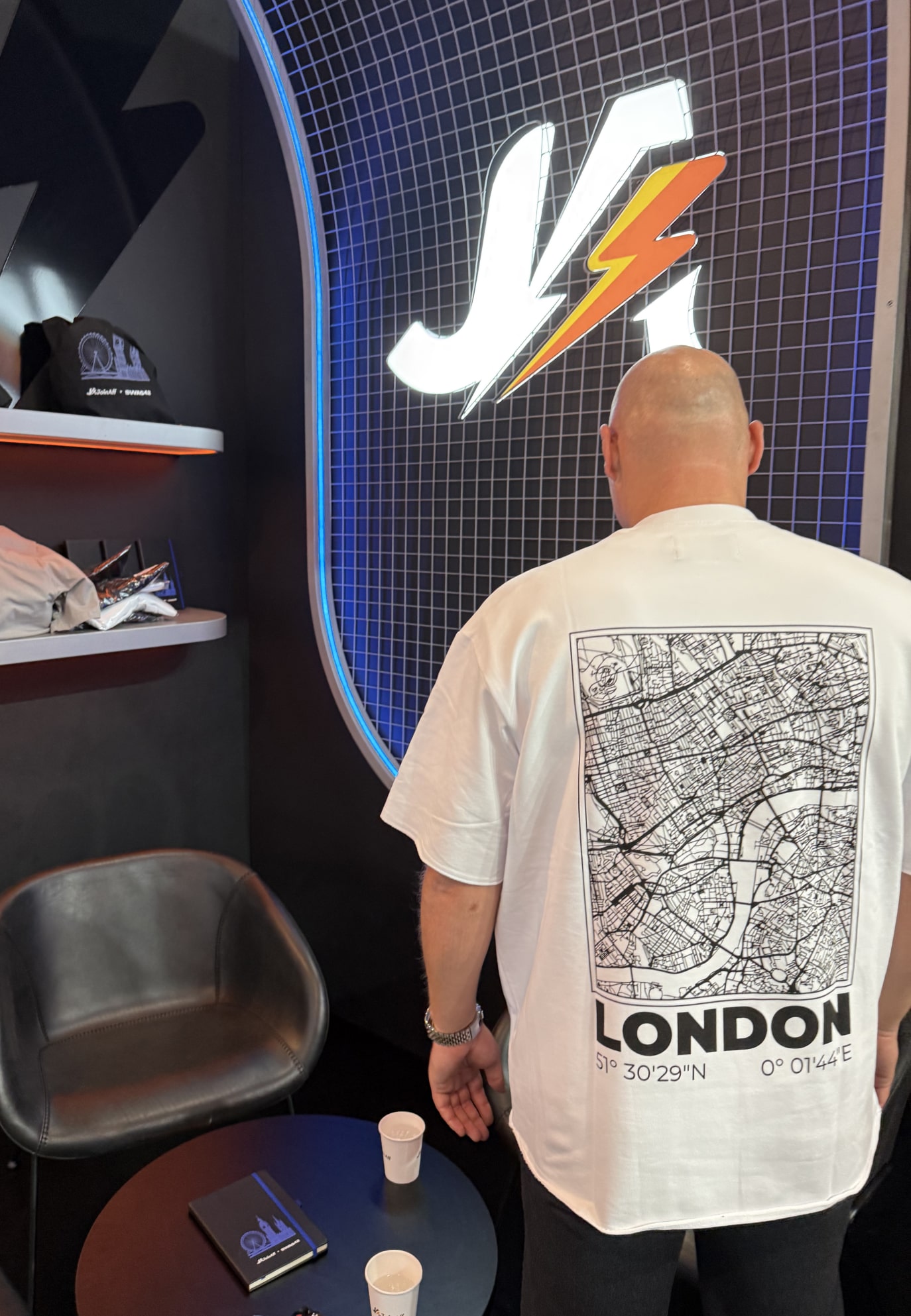 Customize T-shirt with logo for event merchandise