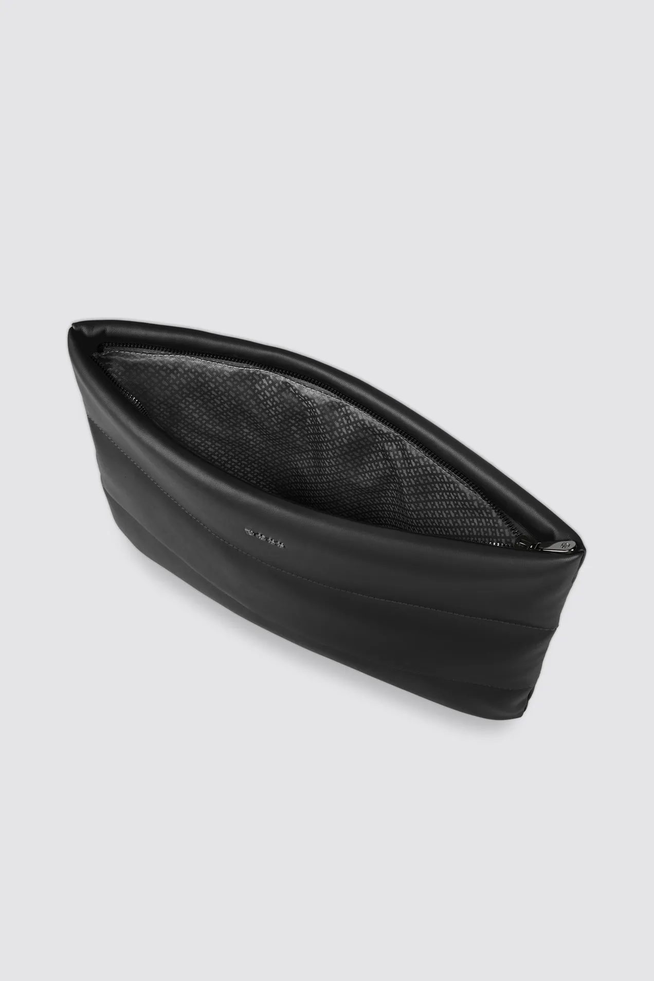 branded BOSS Minimal Lady Laptop Sleeve