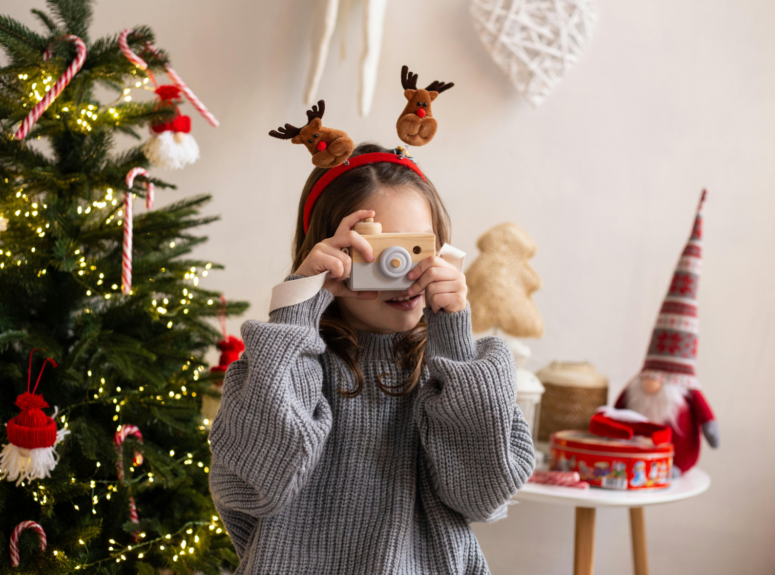 Christmas giveaway for kids: 10 ideas besides candies