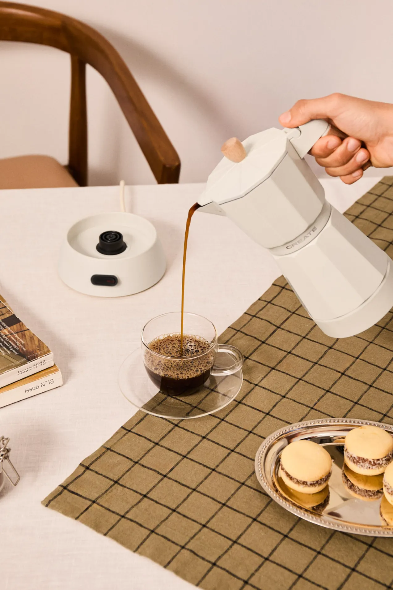 Thera Moka Electric Coffee Maker position: 8
