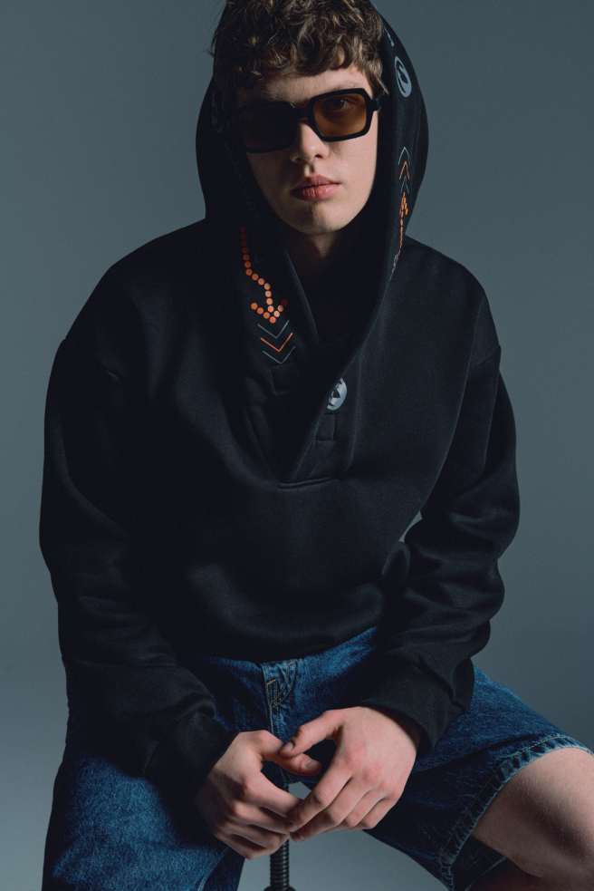 Branded gifts for Wargaming: a premium oversized hoodie with magnetic fasteners.