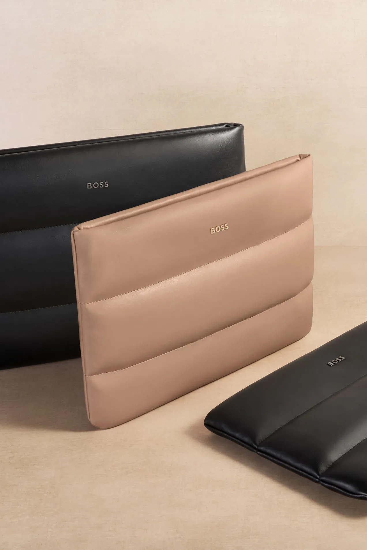 BOSS Minimal Lady Laptop Sleeve position: 5