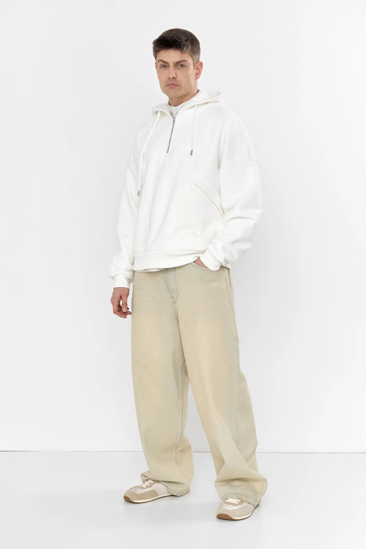 Hoodie Zip Neck position: 1