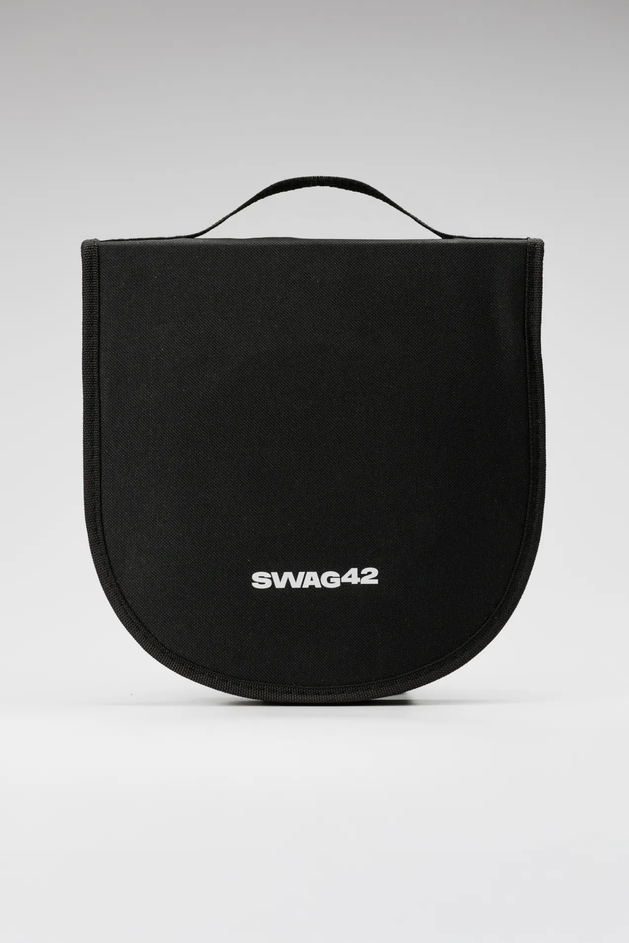 branded 2-Person Picnic Set in Zipped Canvas Case