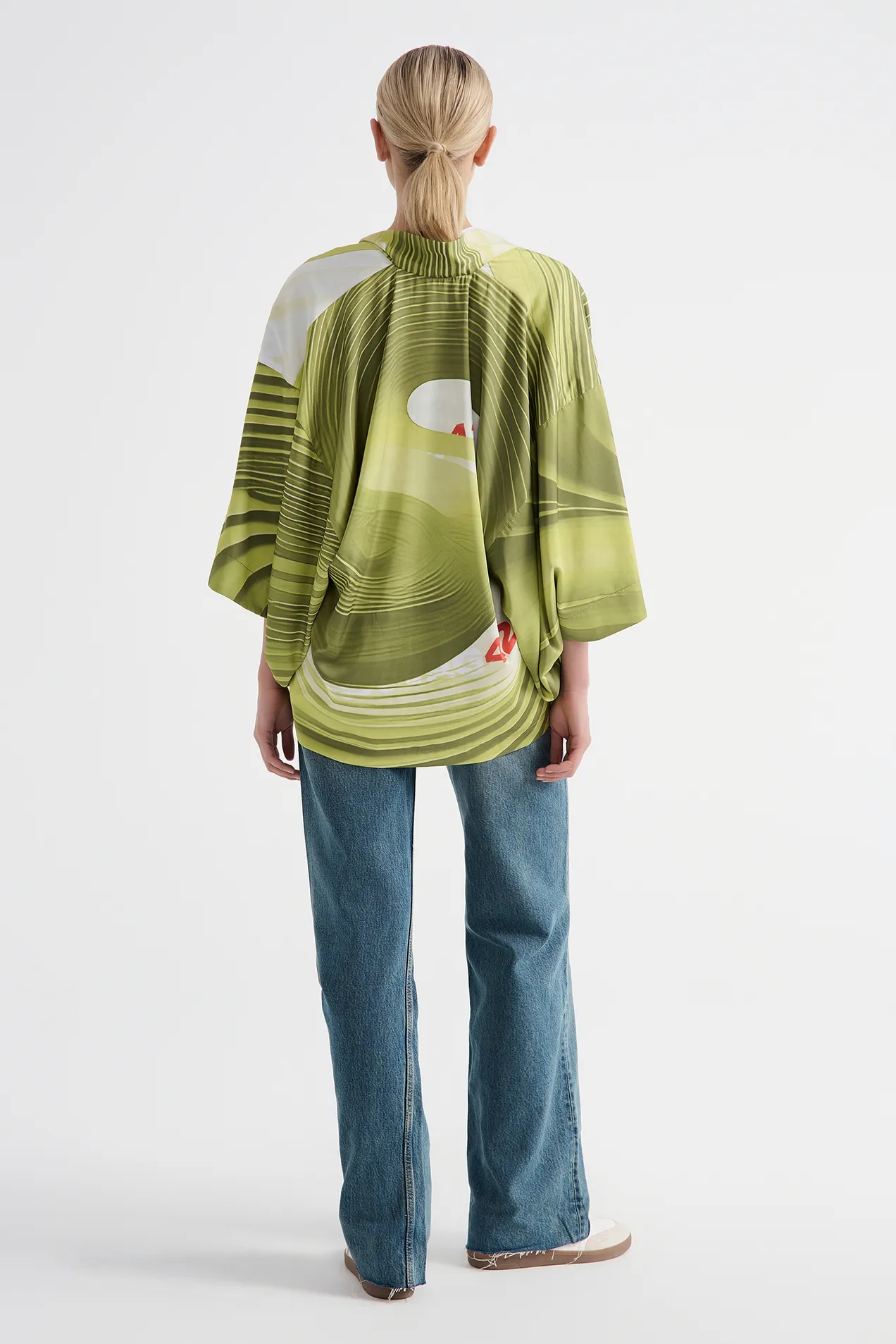 Ecosilk Two-Sided Unisex Kimono / Short position: 4