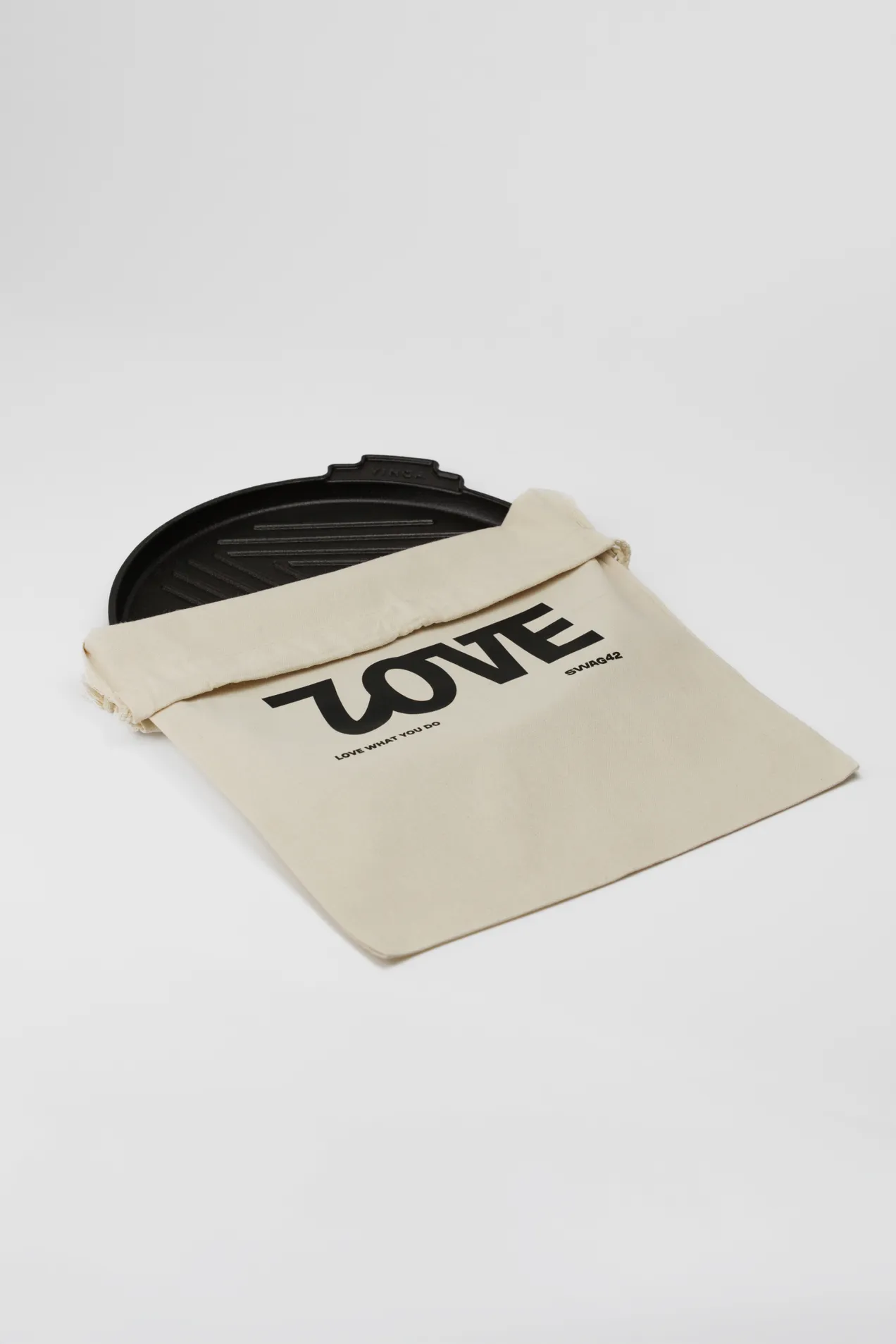 custom VINGA Grill Pan 30 cm with your logo