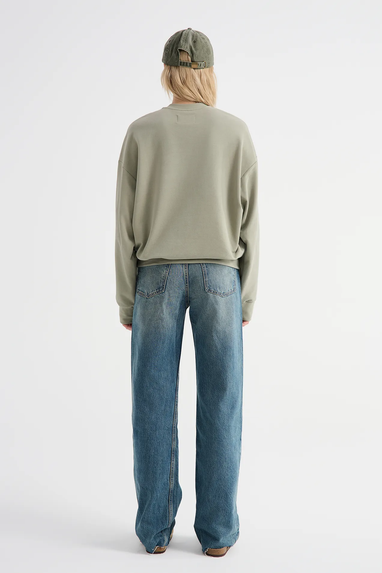 Soft-touch ultra light sweatshirt position: 7