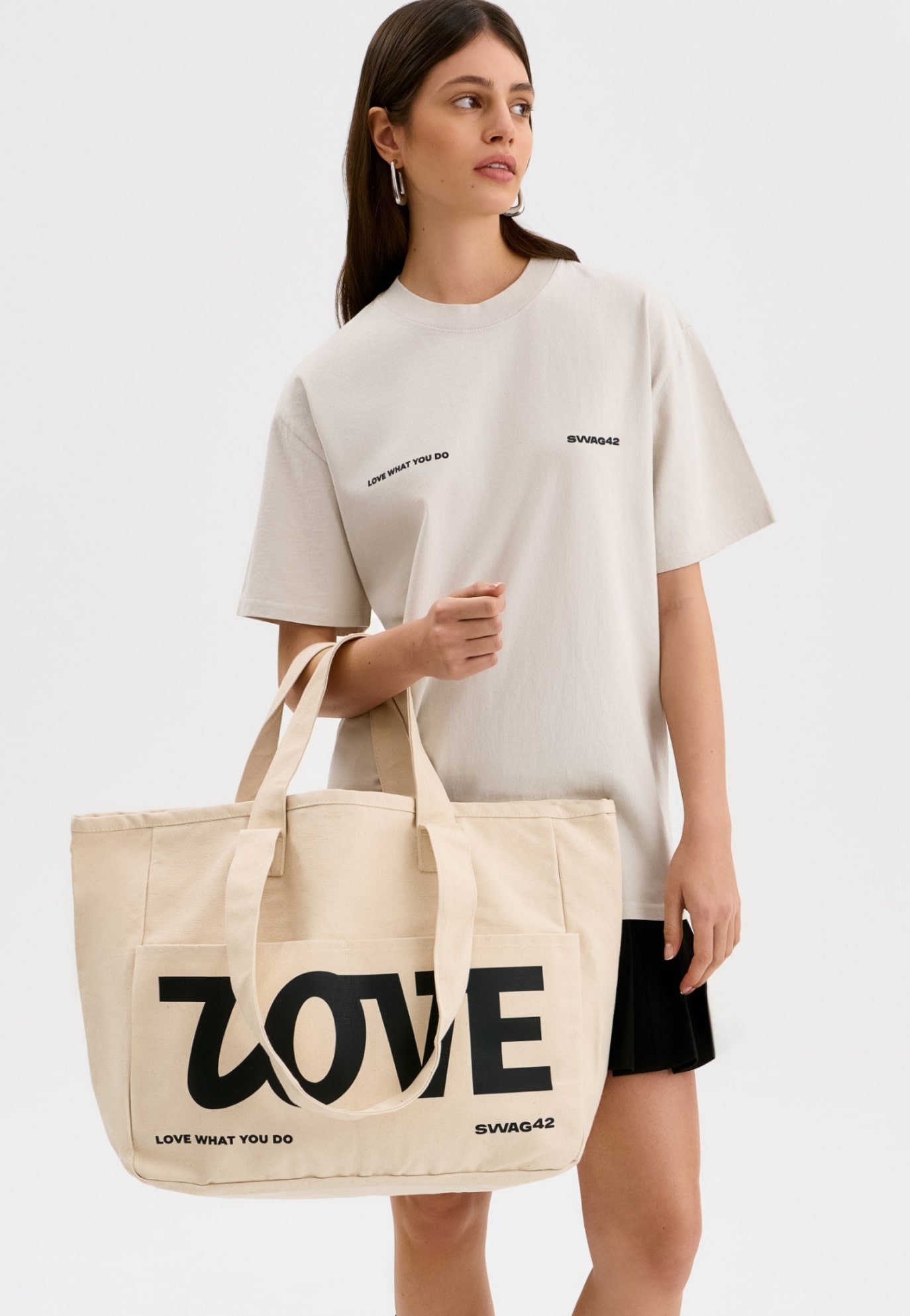Branded shopper