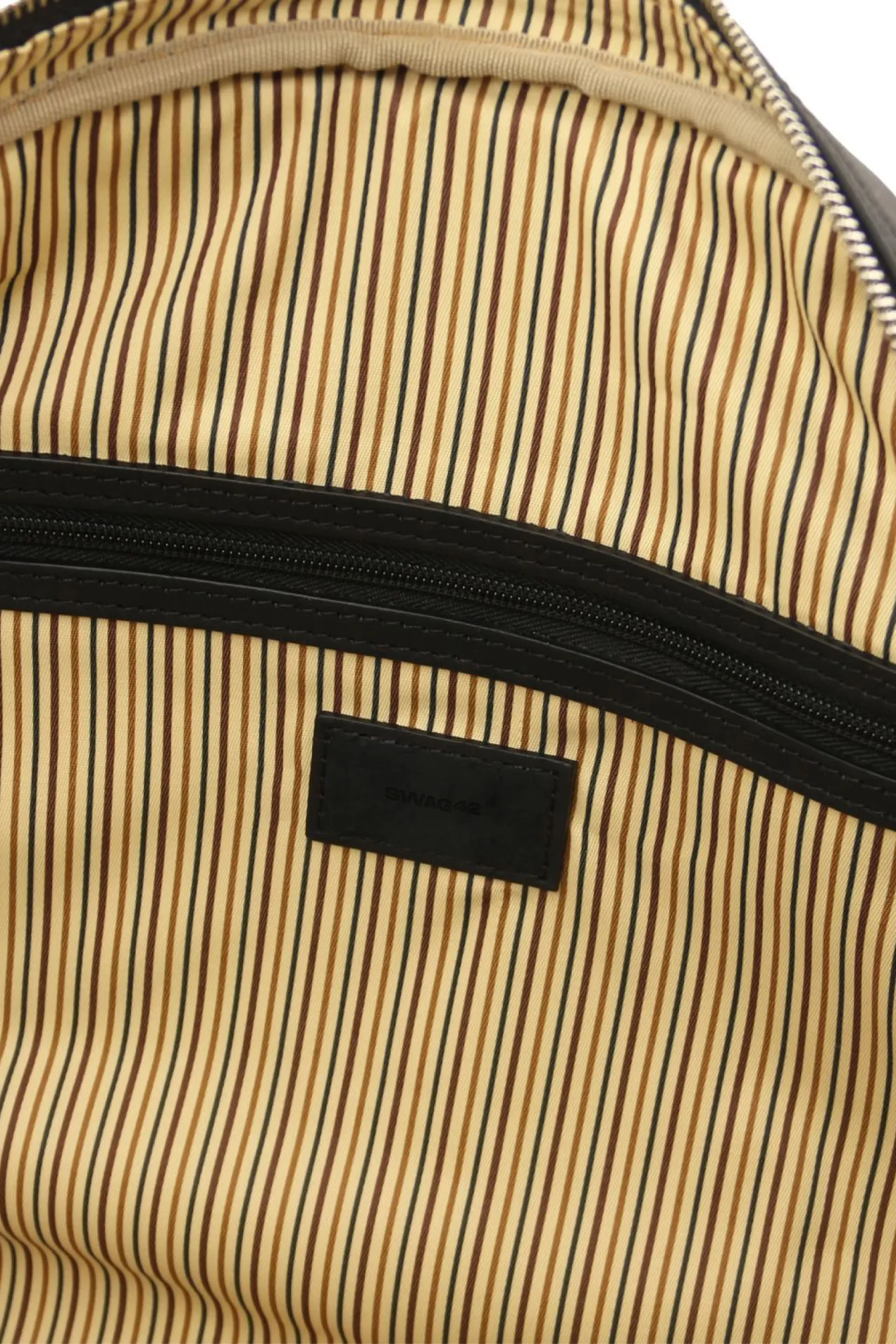 Lisbona Travel Leather Duffle Bag position: 6