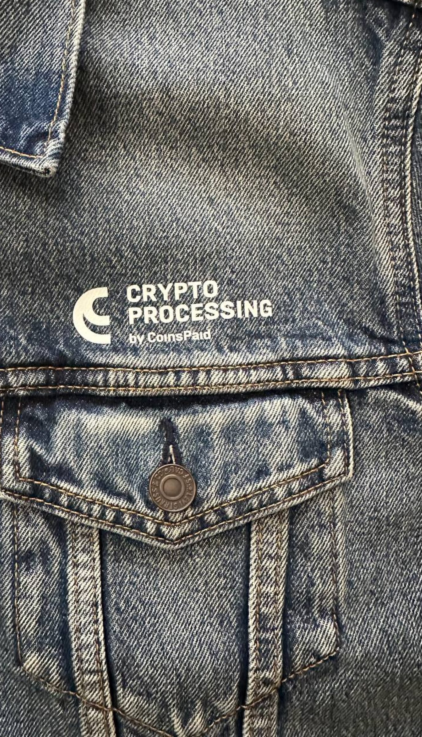 Creative event giveaways: customized denim jacket