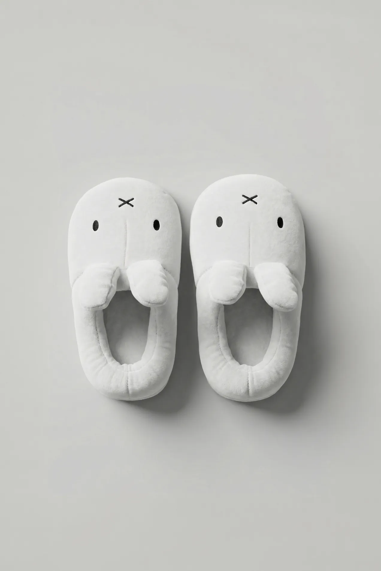 Custom Slippers 3D position: 4