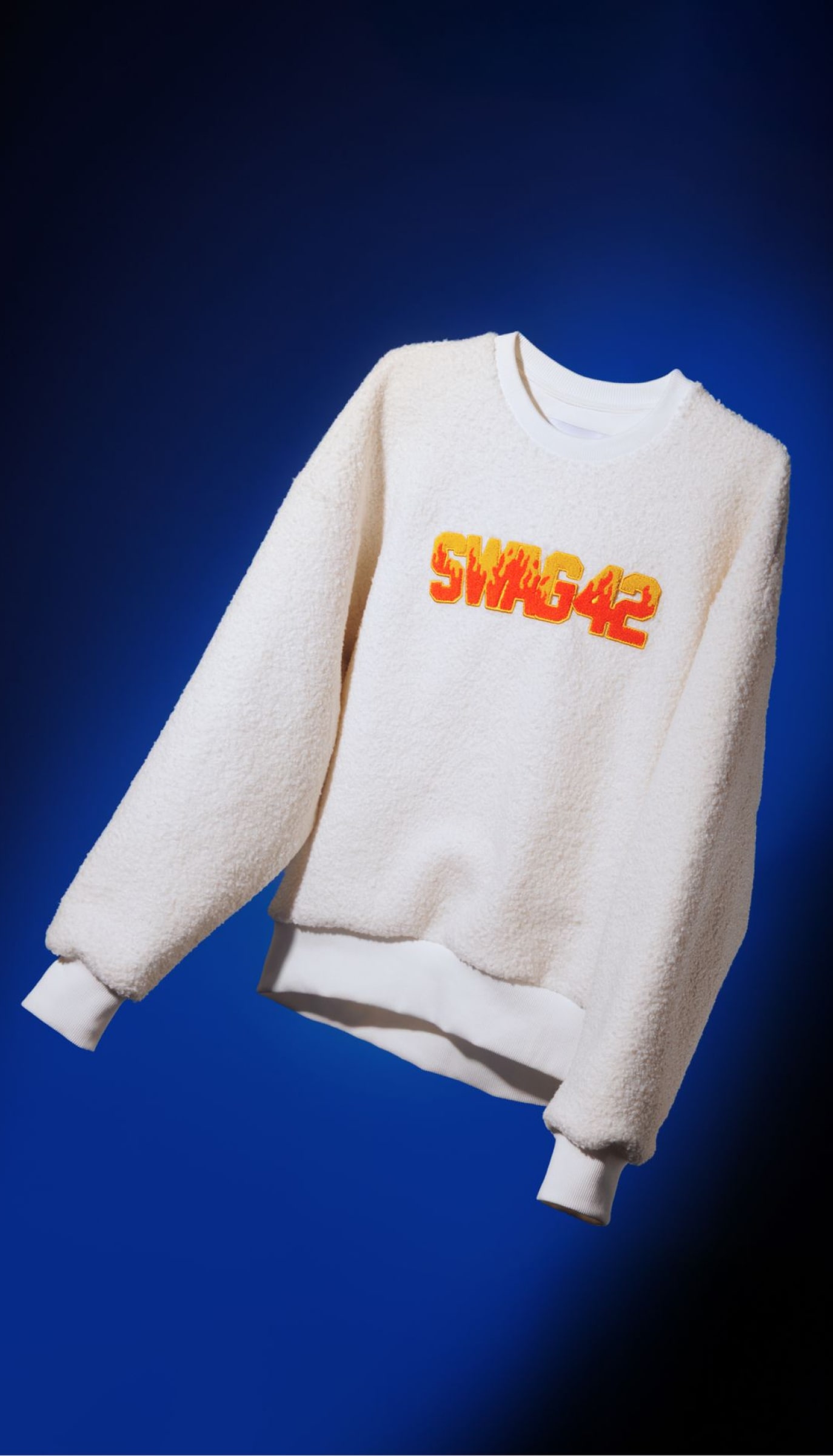 White Sherpa sweatshirt for a Christmas box